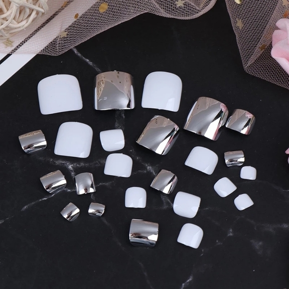 Press On Nails, SNS - Picture 6 of 6